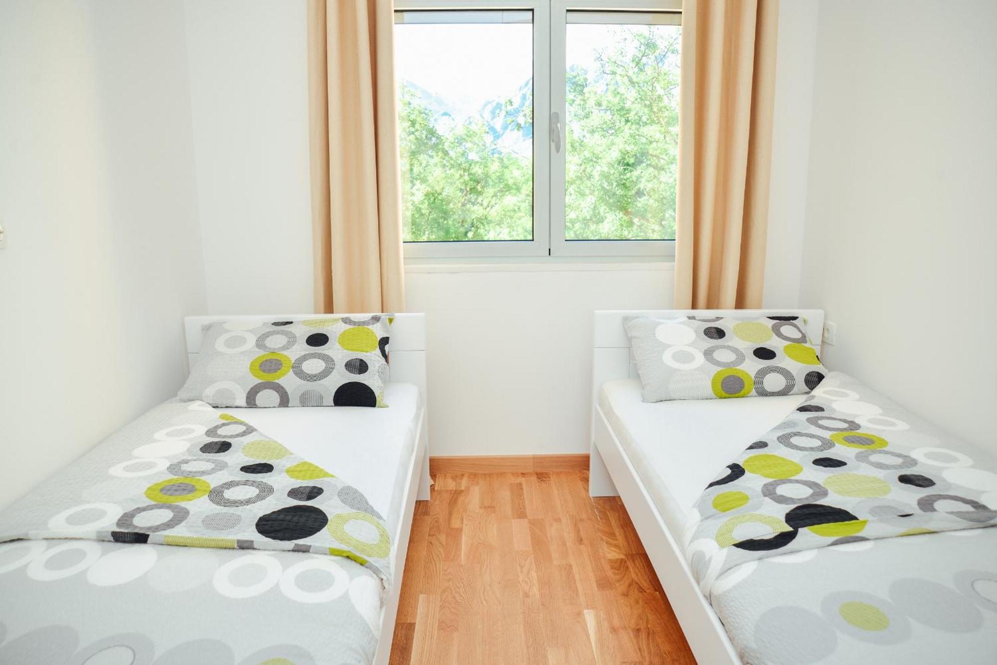 Sea View Apartment For 4 Kotor Exterior foto