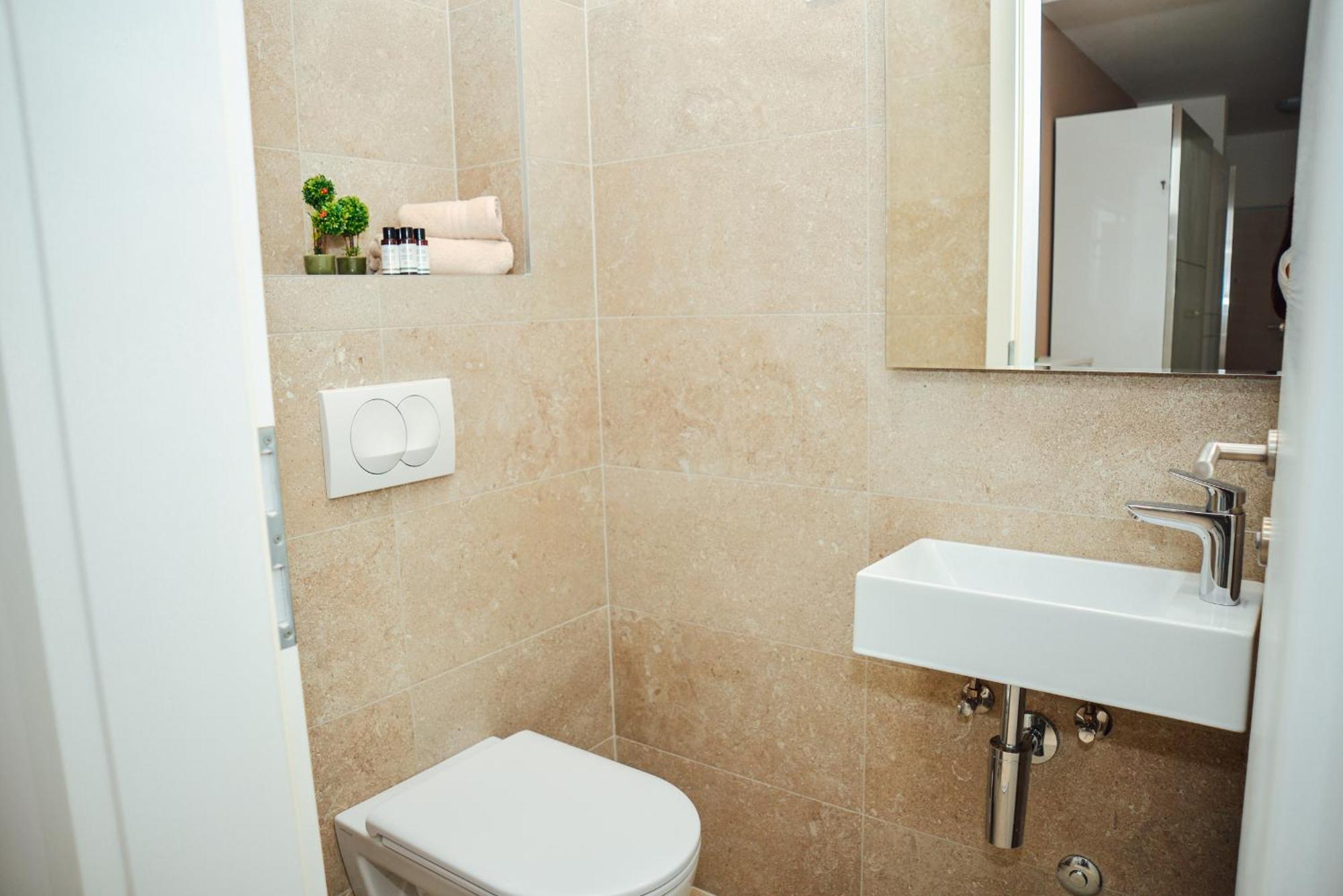 Sea View Apartment For 4 Kotor Exterior foto