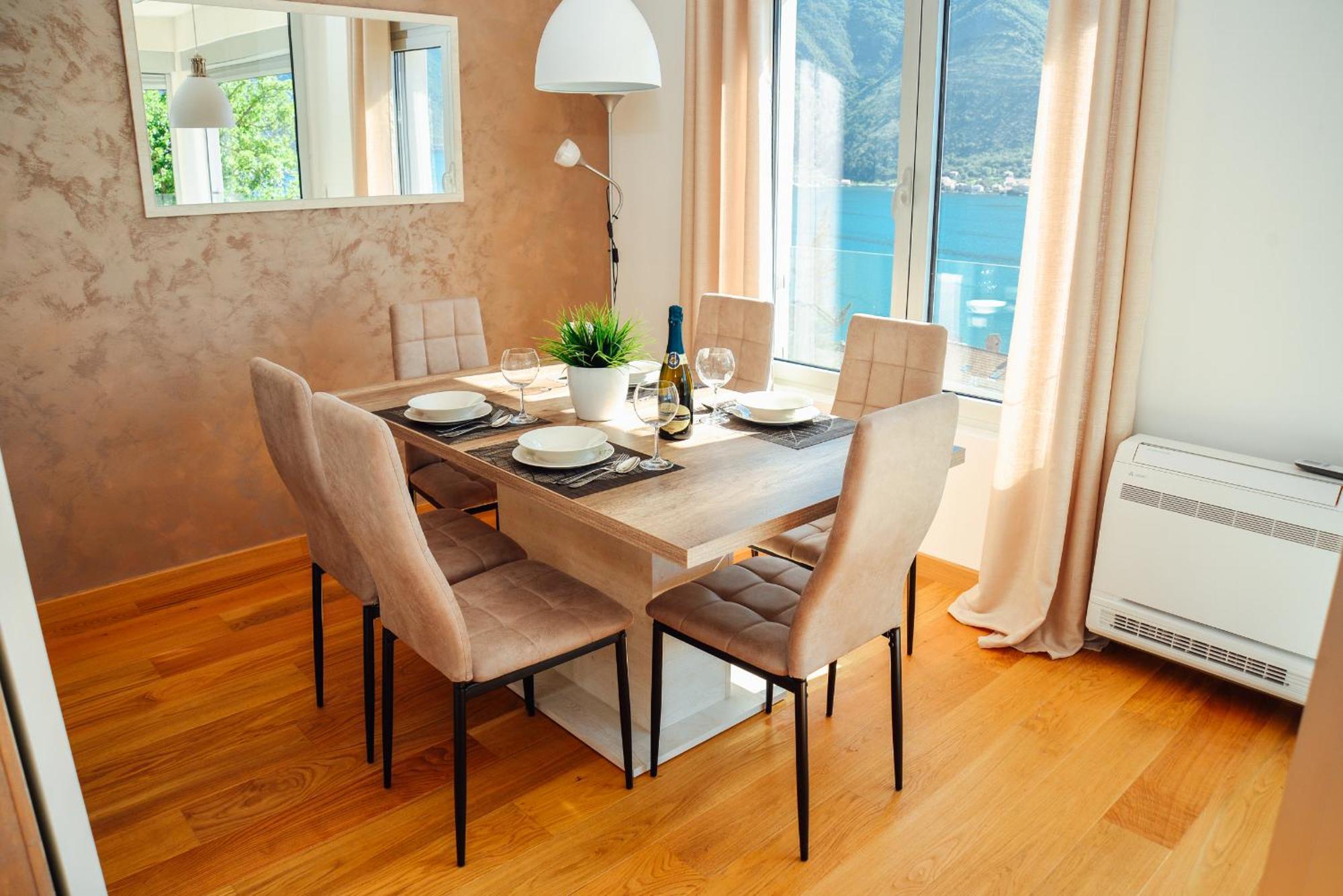 Sea View Apartment For 4 Kotor Exterior foto
